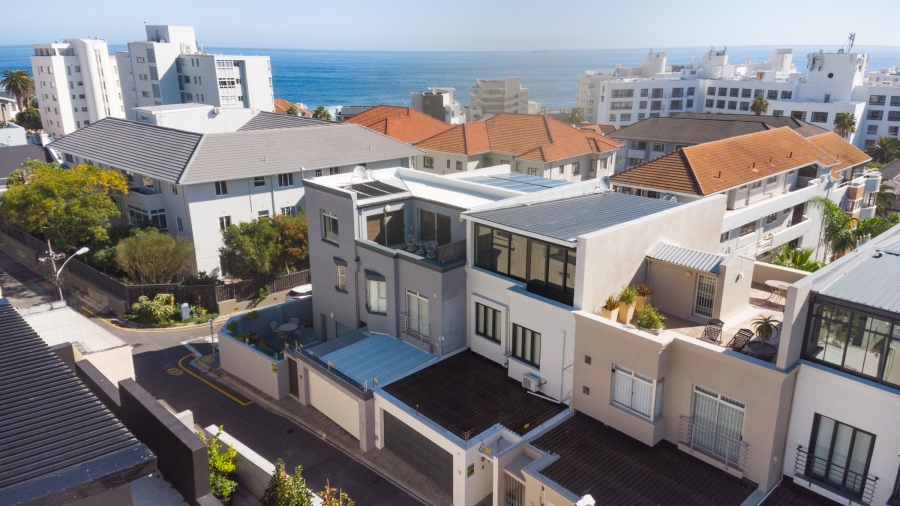 4 Bedroom Property for Sale in Bantry Bay Western Cape